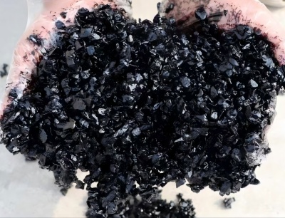 望江沥青冷补料（沥青砂）的优势特点与施工流程解析